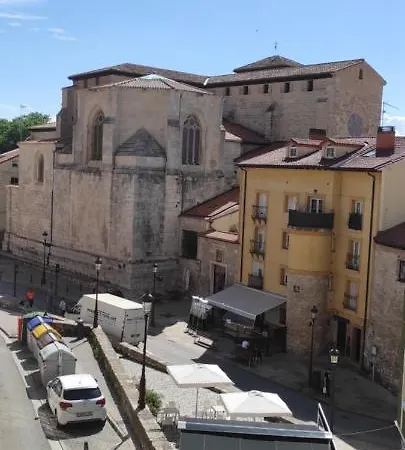 Corralón Tahonas. Centro Histórico Apartamento Burgo